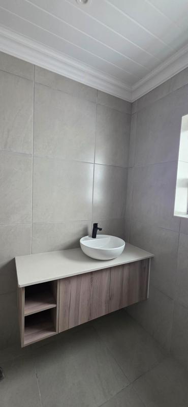 3 Bedroom Property for Sale in Outeniquasbosch Western Cape